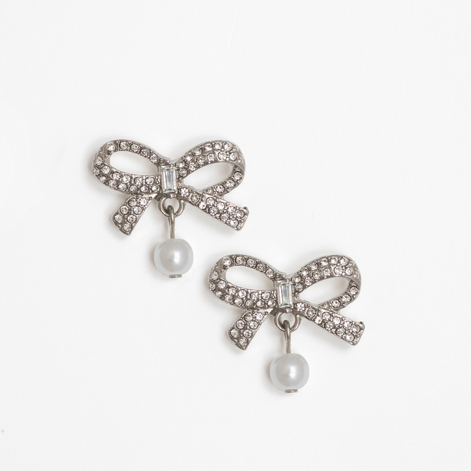 Silver Bow Pearl Earrings