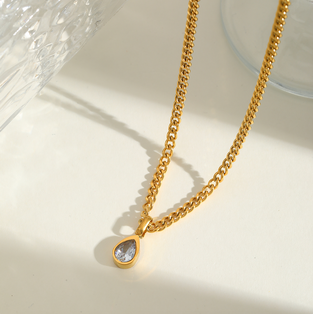 Oval Pendant Necklace